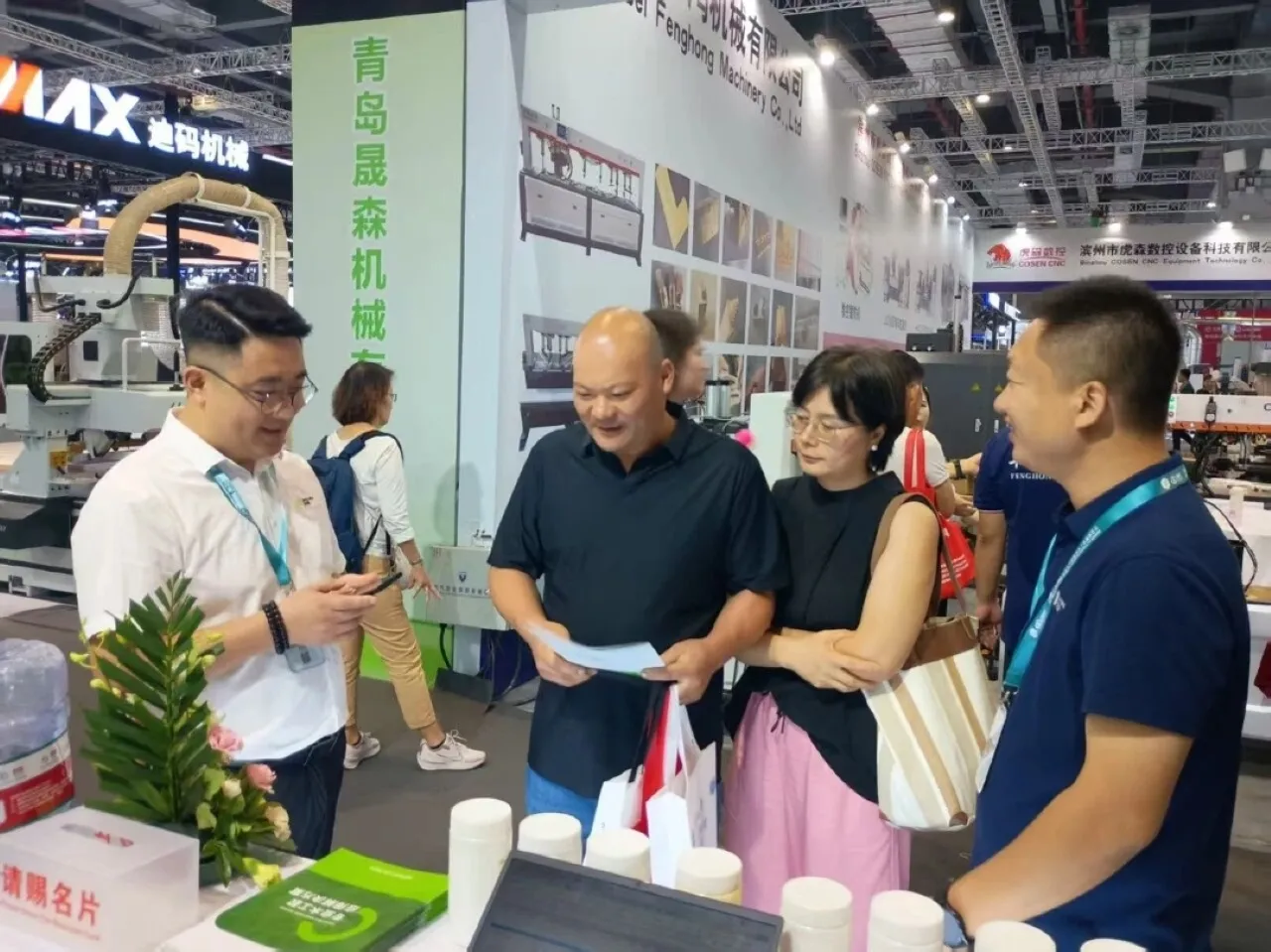 永隆携新一代PUR封边胶重磅亮相WMF 2025 上海国际木工展