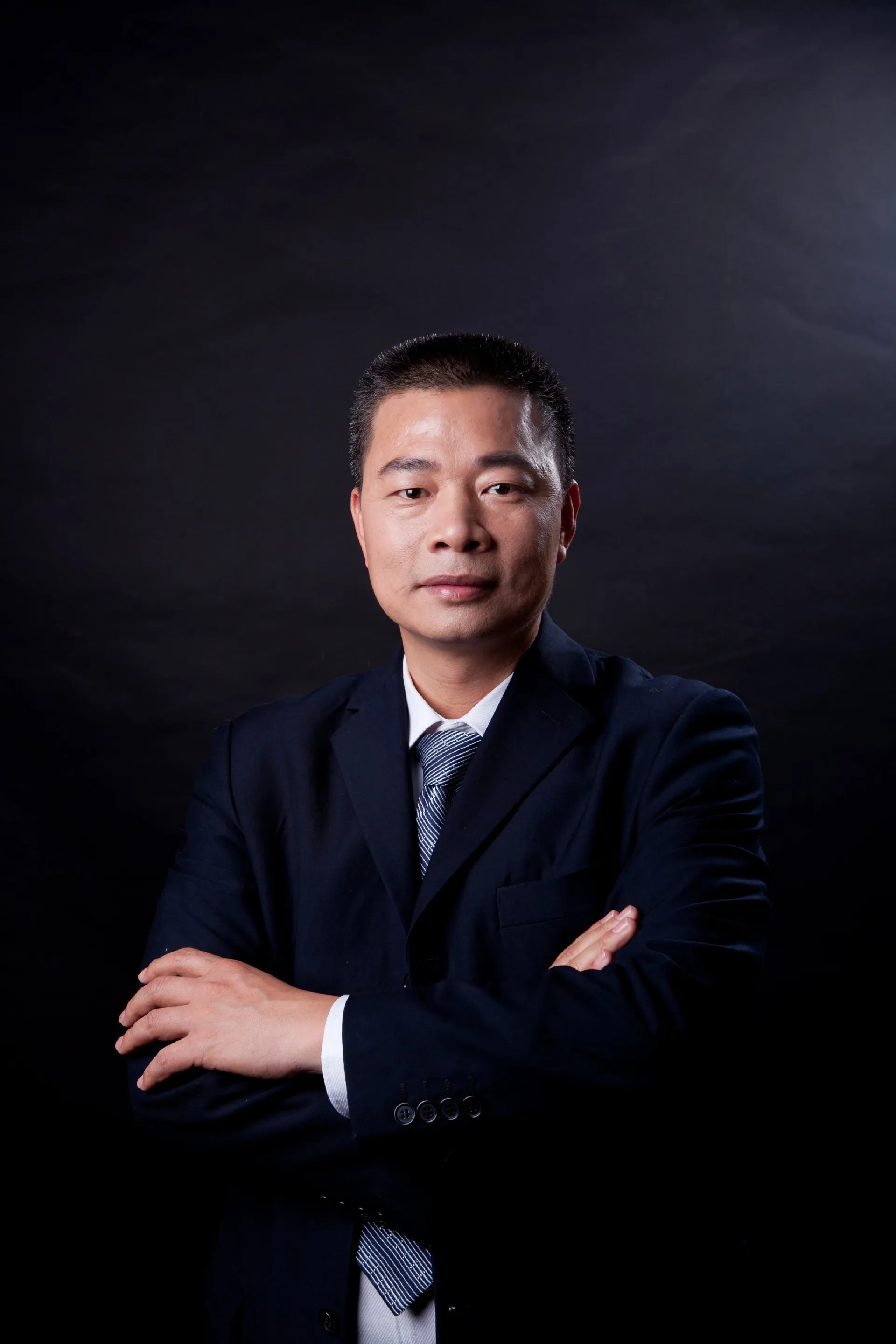 IWG永特耐 |【胶点访谈】 “匠人”朱金水：用好胶•用心造